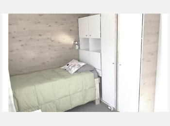 CompartoDepto CL - Habitaciones para chicas de intercambio o Chilenas en Providencia., Providencia - CH$300.000 por mes
