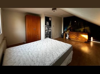 CompartoDepto CL - Pieza en arriendo en sector mall Alto Las Condes, Vitacura - CH$350.000 por mes