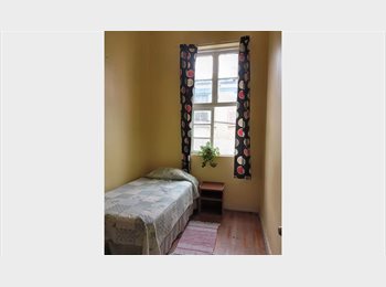 CompartoDepto CL - Habitación en Cerro Alegre, excelente ubicación, Valparaíso - CH$180.000 por mes