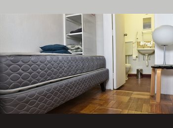 CompartoDepto CL - Habitación amoblada con baño privado metro P. Almagro, Stgo., Santiago - CH$250.000 por mes