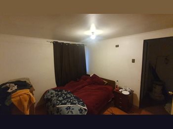 CompartoDepto CL - Habitación doble con wallcloset y uso libre de dependencias de casa, Rancagua - CH$220.000 por mes