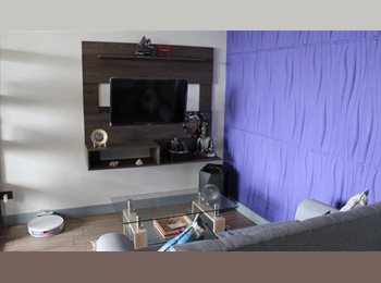 CompartoDepto CL - Habitación con baño privado. Zona tranquila., Macul - CH$300.000 por mes