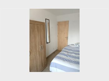 CompartoDepto CL - Solo Mujeres, habitación Cerca del metro U.Católica, Santiago Centro - CH$250.000 por mes