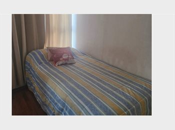 CompartoDepto CL - Arriendo  habitación  amueblada, Santiago Centro - CH$250.000 por mes