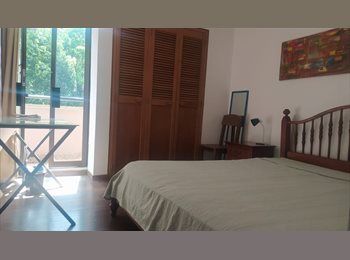 CompartoApto CO - Habitación Amoblada Poblado La Frontera, Envigado - COP$ 1.300.000 por mes