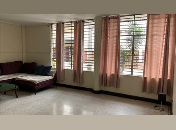 CompartoApto CO - Amplio apartamento con excelente ubicación, Medellín - COP$ 1.800.000 por mes