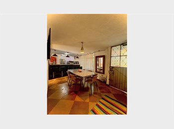 CompartoApto CO - Arriendo 7 habitaciones completas con cocina y tes baños dos pisos de casa, Bogotá - COP$ 6.800.000 por mes