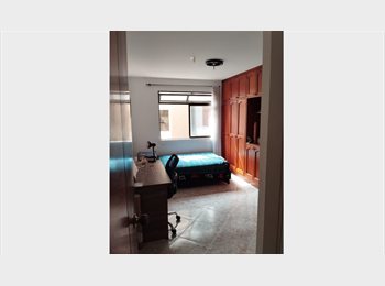 CompartoApto CO - Habitación con baño privado, Sabaneta - COP$ 800.000 por mes