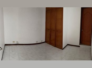 CompartoApto CO - EDIFICIO BAHIA, Envigado - COP$ 700.000 por mes