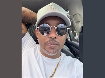 CompartoApto CO - Christian - 39 - Medellín