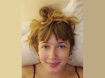 CompartoApto CO - Louise  - 24 - Bogotá