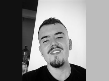 CompartoApto CO - Daniel echeverri  - 24 - Pereira
