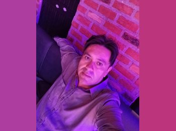 CompartoApto CO - Cristian Gustin  - 45 - Bogotá