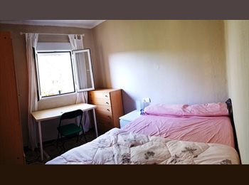Roomgo ES - SEVILLA | Room for student in 3 bedroom (1º de Mayo), Sevilla - 355 € por mes