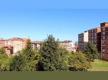 Roomgo ES - Alquiler habitaciones a estudiantes, Oviedo - 225 € por mes
