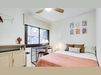 Roomgo ES - KIOTO ROOM: SMART TV, Gràcia - 790 € por mes