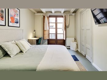 Roomgo ES - SANTA CLARA ROOM: BRIGHT AND COMFY, Barcelona - 790 € por mes