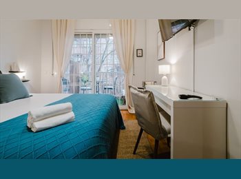 Roomgo ES - MATADI ROOM WITH PRIVATE TERRACE, Sarrià-Sant Gervasi - 895 € por mes