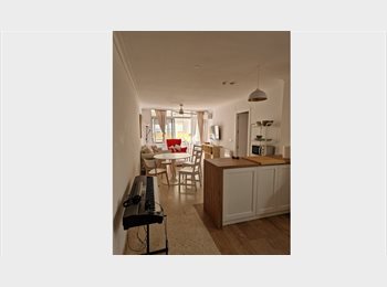 Roomgo ES - Se alquila habitación luminosa y bonita, Sevilla - 295 € por mes