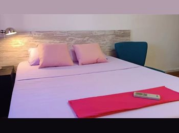 Roomgo ES - Se alquila habitación a chica estudiante o trabajadora, Usera - 550 € por mes