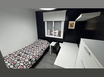 Roomgo ES - Se alquila habitación luminosa cerca de la UAB, Cerdanyola Del Vallès - 500 € por mes