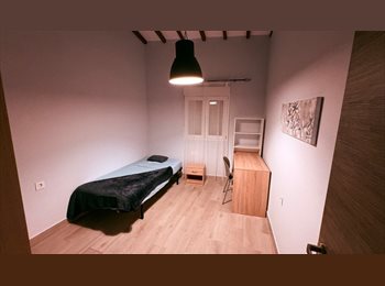 Roomgo ES - Alquilo habitación para estudiante, Sant Joan d'Alacant - 500 € por mes