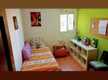 Roomgo ES - Habitación con Empadronamiento para Mujer, Valencia - 410 € por mes