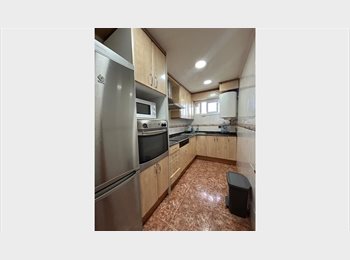 Roomgo ES - habitacion doble can palet, Terassa - 550 € por mes