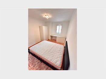 Roomgo ES - Alquiler de habitación en Calle de Pau Piferrer, Santa Coloma de Gramanet - 425 € por mes