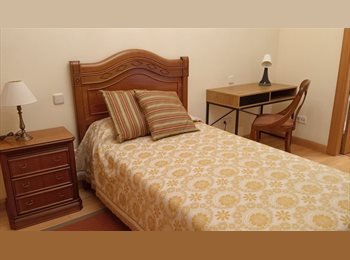 Roomgo ES - Habitación en piso compartido, Toledo - 400 € por mes