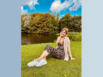 Roomgo ES - Silvia - 33 - Valencia