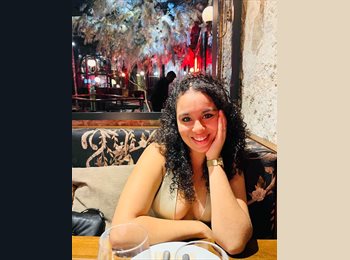 Roomgo ES - Hajar - 18 - Sant Andreu