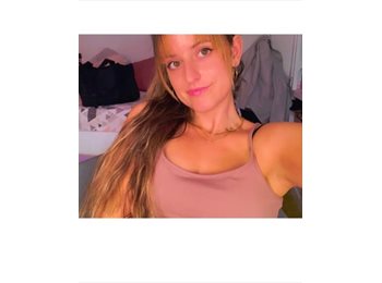 Roomgo ES - Noélia  - 31 - Barcelona