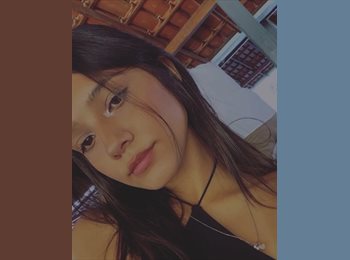 Roomgo ES - Julia - 40 - Salamanca