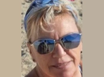 Roomgo ES - Ana  - 59 - Nou Barris