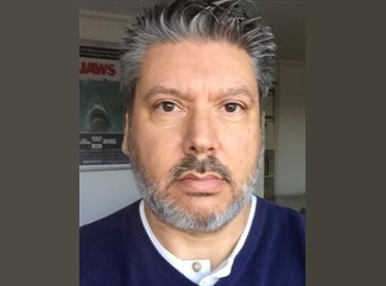 Roomgo ES - Jose Antonio - 54 - Sevilla