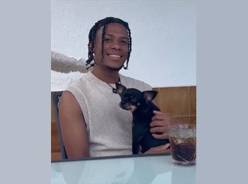 Roomgo ES - Michael Martínez  - 21 - L'hospitalet