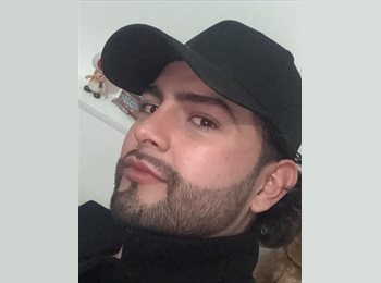 Roomgo ES - Carlo - 27 - Madrid