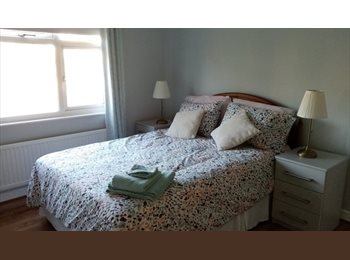Roomgo IE - Furnished bedroom., Dublin - €800 pcm