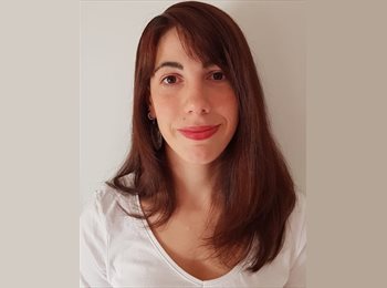 Roomgo IE - Julia - 32 - Cork