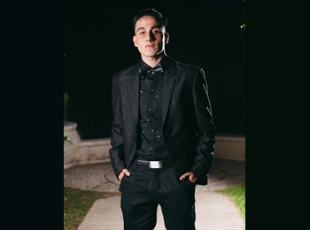 Roomgo IE - Valentin - 22 - Cork