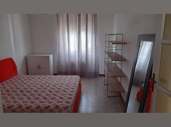 Roomgo IT - Affitto bilocale, Navigli - Ticinese - Pta Genova - Lorenteggio - 1.000 € al mese