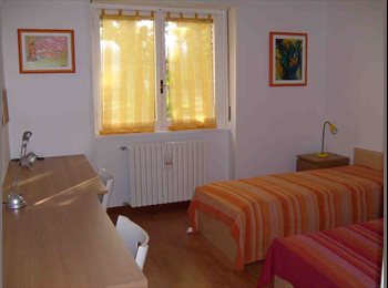 Roomgo IT - A STUDENTI  AFFITTASI  1 POSTO LETTO IN CAMERA DOPPIA, Sesto San Giovanni - 390 € al mese