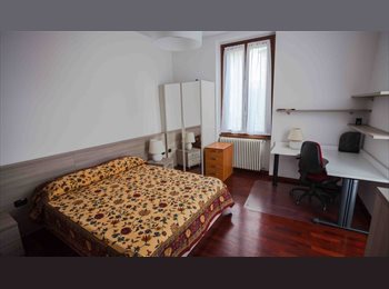 Roomgo IT - camera matrimoniale uso singla - nice double bed room - Lambrate - close to subway station, Pta Venezia - Citta Studi - Lambrate - 700 € al mese