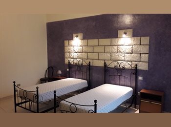 Roomgo IT - Stanze studenti e lavoratori, Santa Maria Capua Vetere - 200 € al mese