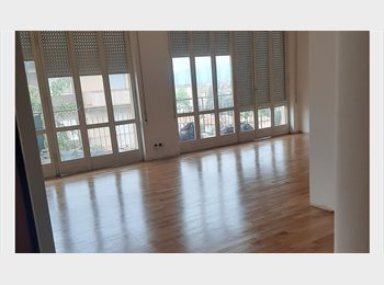 Roomgo IT - Appartamento spazioso e molto luminoso piano alto, Seriate - 490 € al mese