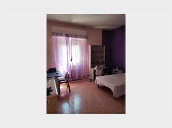 Roomgo IT - Affitto camera singola per studentessa a Forlì, Forlì - 270 € al mese