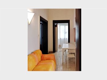 Roomgo IT - CENTRO Messina Singola in Trilocale, Messina - 230 € al mese