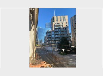 Roomgo IT - Posto letto in stanza doppia – Zona Porta Garibaldi / Corso Como, Centrale - Loreto - 460 € al mese