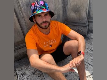 Roomgo IT - Davide - 25 - Milano Centro